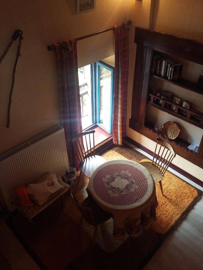 Les Petites Chapelles Bed & Breakfast Saint-Pierre-de-Plesguen Екстериор снимка